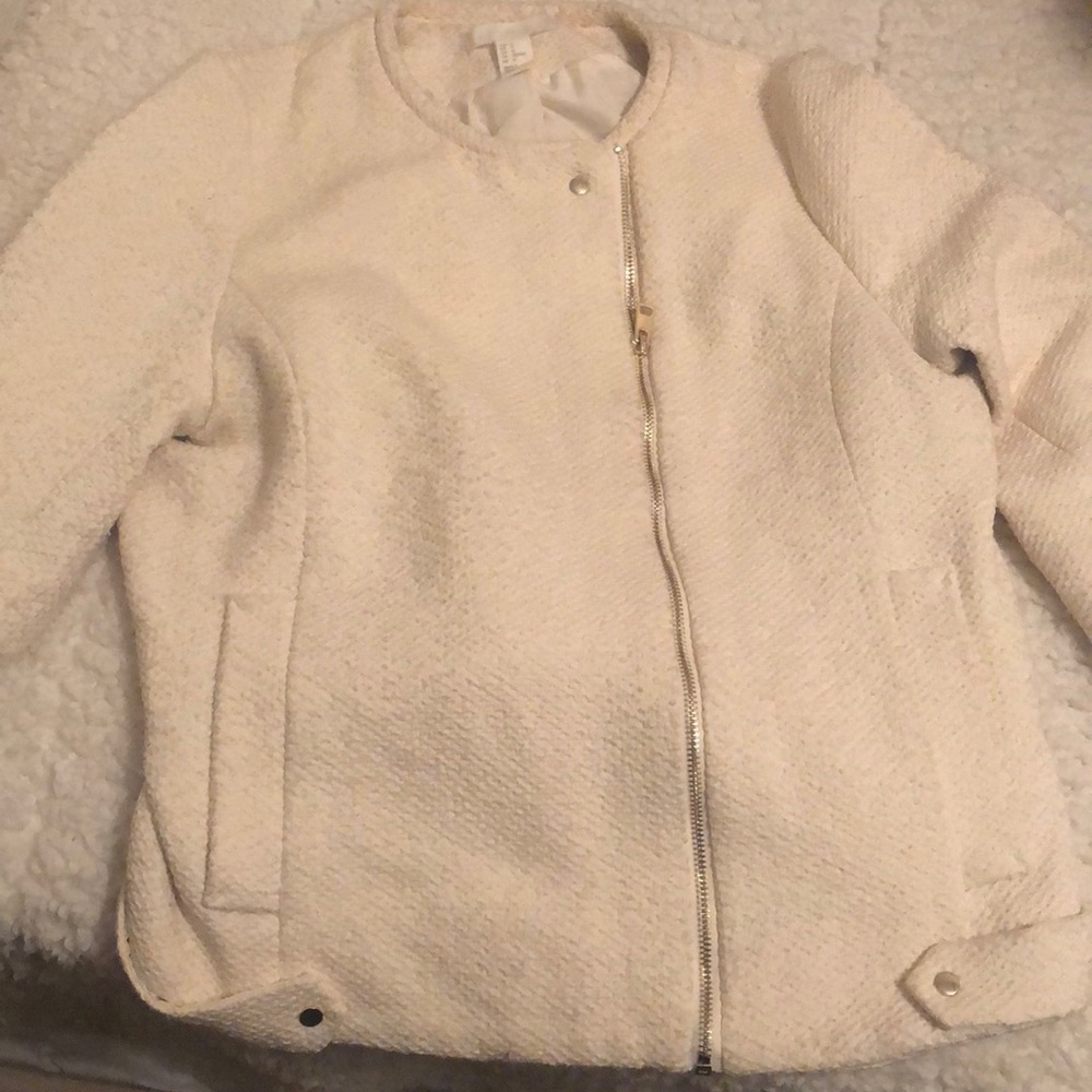 Cream colored jacket - Picture 3 of 3